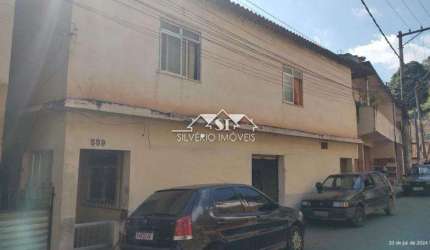 Casa- São José do Vale do Rio Preto, Centro
