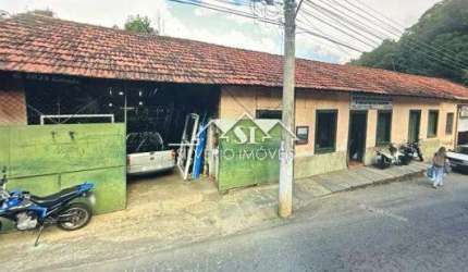 Casa- São José do Vale do Rio Preto, Centro