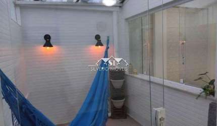 Apartamento- Petrópolis, Centro