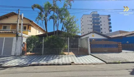 Casa Isolada no bairro da Ocian Praia Grande SP