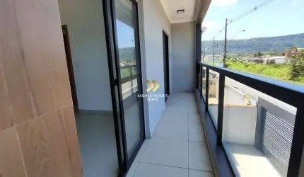 Casa em condomínio fechado com 2 quartos à venda na Rua Afonso D'Escragnolle Taunay, 1531, Ribeirópolis, Praia Grande, 60 m2 por R$ 256.000