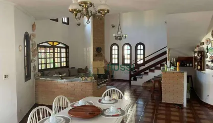 Sobrado com 7 dormitórios à venda, 375 m² por R$ 2.770.000,00 - Lagoinha - Ubatuba/SP