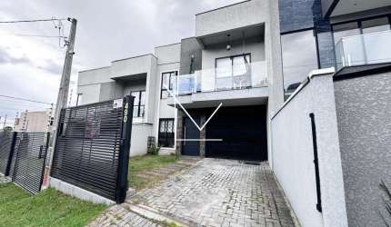 Sobrado para Venda em Araucária, Costeira, 3 dormitórios, 1 suíte, 2 banheiros, 1 vaga