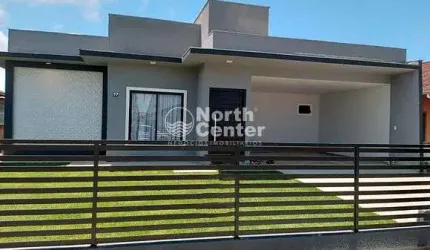 Casa com Laje e Piscina no Bairro Pinheiros, Balneário Barra do Sul, SC