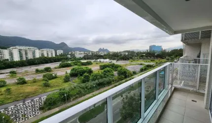 Apartamento com 2 Suítes e 1 Vaga na Barra