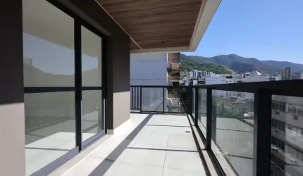 Cobertura duplex com 4 Quartos e 2 Vagas na Tijuca