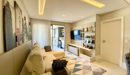 Apartamento Alto Padrão com 3 Suítes | 131m² | Vista para a Ponte Hercílio Luz | Balneário do Estreito - Florianópolis/SC