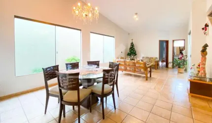 Excelente casa no Bairro Morada da Colina em Uberlândia