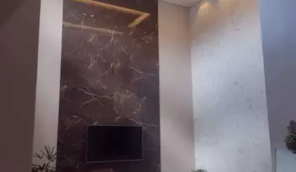 Belíssima casa no Bairro Jardim Europa em Uberlândia