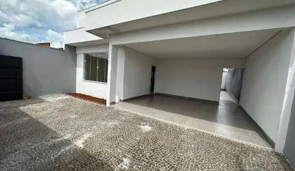 Linda casa a venda no Bairro Laranjeiras em Uberlândia