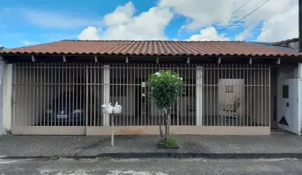 Casa à venda, 5 quartos, 4 vagas, Planalto - Uberlândia/MG