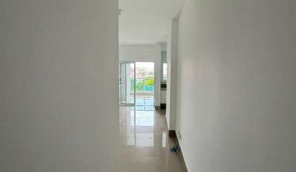 LINDO APARTAMENTO EM FRENTE AO PARQUE ECOLÓGICO