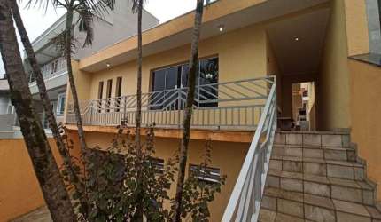 Casa de 3 quartos, 300m² no bairro Dos Casa, em São Bernardo do Campo
