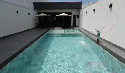 Área de lazer localizada  no Jardim Espanha, Maringá