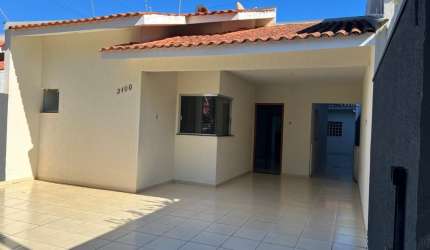 Residência à venda no Parque Alto da Paraná