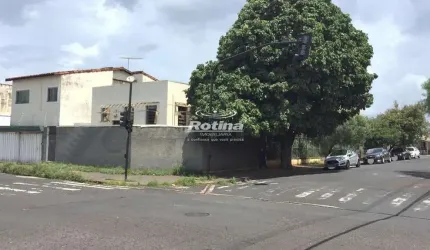 Prédio Inteiro para alugar, Martins - Uberlândia/MG - Rotina Imobiliária