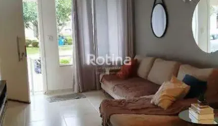 Casa Condomínio Fechado para alugar, 4 quartos, Jardim Karaíba - Uberlândia/MG - Rotina Imobiliária
