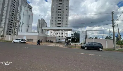 Cobertura para alugar, 2 quartos, Laranjeiras - Uberlândia/MG - Rotina Imobiliária