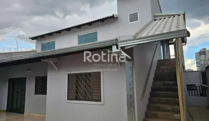 Casa para alugar, 5 quartos, Morada da Colina - Uberlândia/MG - Rotina Imobiliária