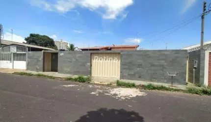 Casa para alugar, 3 quartos, Santa Mônica - Uberlândia/MG - Rotina Imobiliária