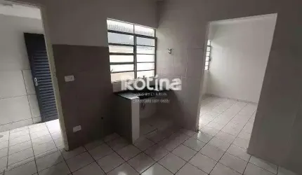 Casa para alugar, 2 quartos, Umuarama - Uberlândia/MG - Rotina Imobiliária