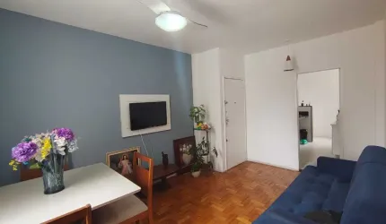 Apartamento sol da manhã claro e arejado.