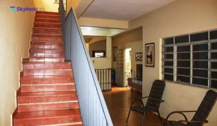 Casa ampla á venda no bairro Centro Sul - Potencial para casa comercial