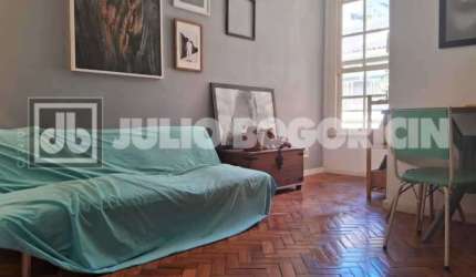 Apartamento à venda na Rua Padre Champagnat, Vila Isabel, Rio de Janeiro, 47 m2 por R$ 400.000
