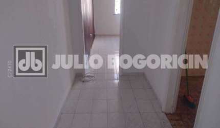 Apartamento com 2 quartos à venda na Rua Tomás Coelho, Vila Isabel, Rio de Janeiro, 64 m2 por R$ 340.000