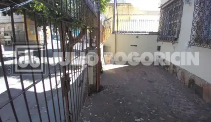 Apartamento com 3 quartos à venda na Rua Gonzaga Bastos, Vila Isabel, Rio de Janeiro, 75 m2 por R$ 380.000