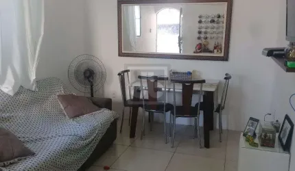Casa em condomínio fechado com 3 quartos à venda na Rua Uruaçu, Jardim Carioca, Rio de Janeiro, 166 m2 por R$ 398.000