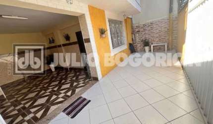 Casa com 5 quartos à venda na Rua Jaime Perdigão, Tauá, Rio de Janeiro, 300 m2 por R$ 1.100.000