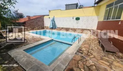 Casa com 6 quartos à venda na Rua Correia e Castro, Jardim Guanabara, Rio de Janeiro, 233 m2 por R$ 1.800.000