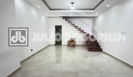 Casa em condomínio fechado com 3 quartos à venda na Estrada do Galeão, Portuguesa, Rio de Janeiro, 127 m2 por R$ 635.000