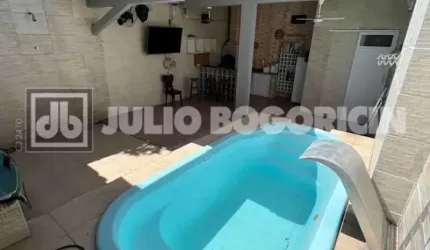 Casa com 3 quartos à venda na Rua Peixoto de Carvalho, Zumbi, Rio de Janeiro, 132 m2 por R$ 680.000