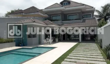Casa em condomínio fechado com 5 quartos à venda na Rua Mário Albuquerque, Barra da Tijuca, Rio de Janeiro, 366 m2 por R$ 3.300.000