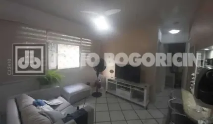 Apartamento com 2 quartos à venda na Estrada dos Três Rios, Freguesia (Jacarepaguá), Rio de Janeiro, 45 m2 por R$ 300.000