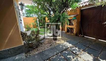 Casa em condomínio fechado com 3 quartos à venda na Rua Rio do Cacambe, Freguesia (Jacarepaguá), Rio de Janeiro, 256 m2 por R$ 1.200.000