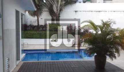 Casa em condomínio fechado com 3 quartos à venda na Rua Potiguara, Freguesia (Jacarepaguá), Rio de Janeiro, 212 m2 por R$ 849.000