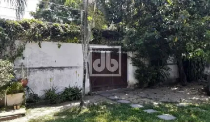 Casa em condomínio fechado com 3 quartos à venda na Estrada Caribu, Freguesia (Jacarepaguá), Rio de Janeiro, 360 m2 por R$ 800.000