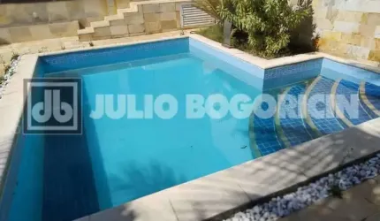 Casa em condomínio fechado com 3 quartos à venda na Rua Alto Alegre, Pechincha, Rio de Janeiro, 344 m2 por R$ 1.700.000
