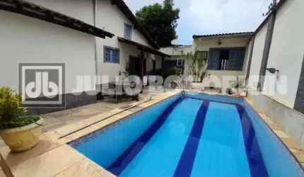 Casa em condomínio fechado com 4 quartos à venda na Rua Maria Magalhães Pinto, Pechincha, Rio de Janeiro, 285 m2 por R$ 580.000