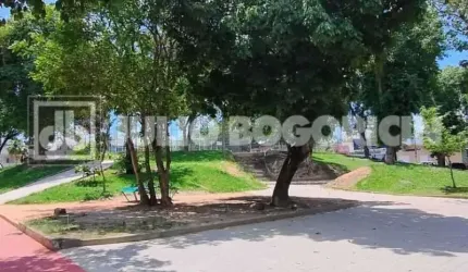 Casa em condomínio fechado com 3 quartos à venda na Rua Pouso Alto, Tanque, Rio de Janeiro, 184 m2 por R$ 470.000