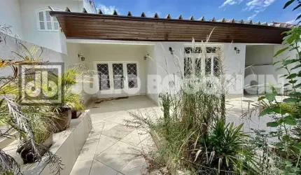 Casa em condomínio fechado com 3 quartos à venda na Rua Morro Dois Irmãos, Freguesia (Jacarepaguá), Rio de Janeiro, 355 m2 por R$ 650.000