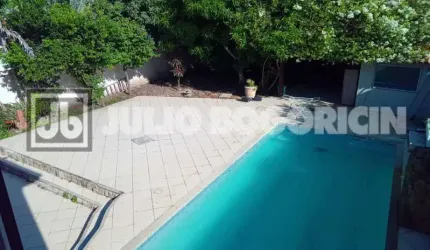 Casa em condomínio fechado com 5 quartos para alugar na Rua General José Eulalio, Anil, Rio de Janeiro, 368 m2 por R$ 8.000