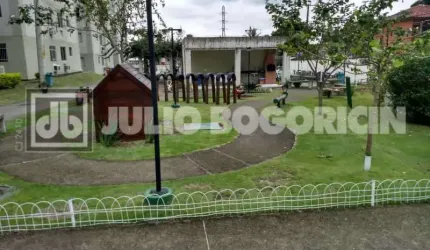 Apartamento com 2 quartos para alugar na Estrada Paulo de Medeiros, Água Santa, Rio de Janeiro, 48 m2 por R$ 950