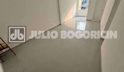 Apartamento com 2 quartos à venda na Rua Dionísio Fernandes, Engenho de Dentro, Rio de Janeiro, 77 m2 por R$ 215.000