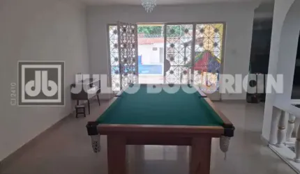 Casa com 3 quartos à venda na Rua Jorge Maurício Chometon, Piedade, Rio de Janeiro, 360 m2 por R$ 650.000