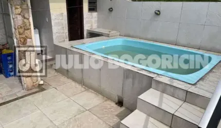 Casa com 3 quartos à venda na Rua Bueno de Paiva, Méier, Rio de Janeiro, 261 m2 por R$ 750.000