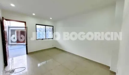 Casa com 3 quartos para alugar na Rua Borja Reis, Engenho de Dentro, Rio de Janeiro, 79 m2 por R$ 2.200